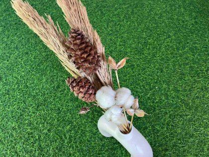 natural-dried-pampas-grass-with-white-flowers