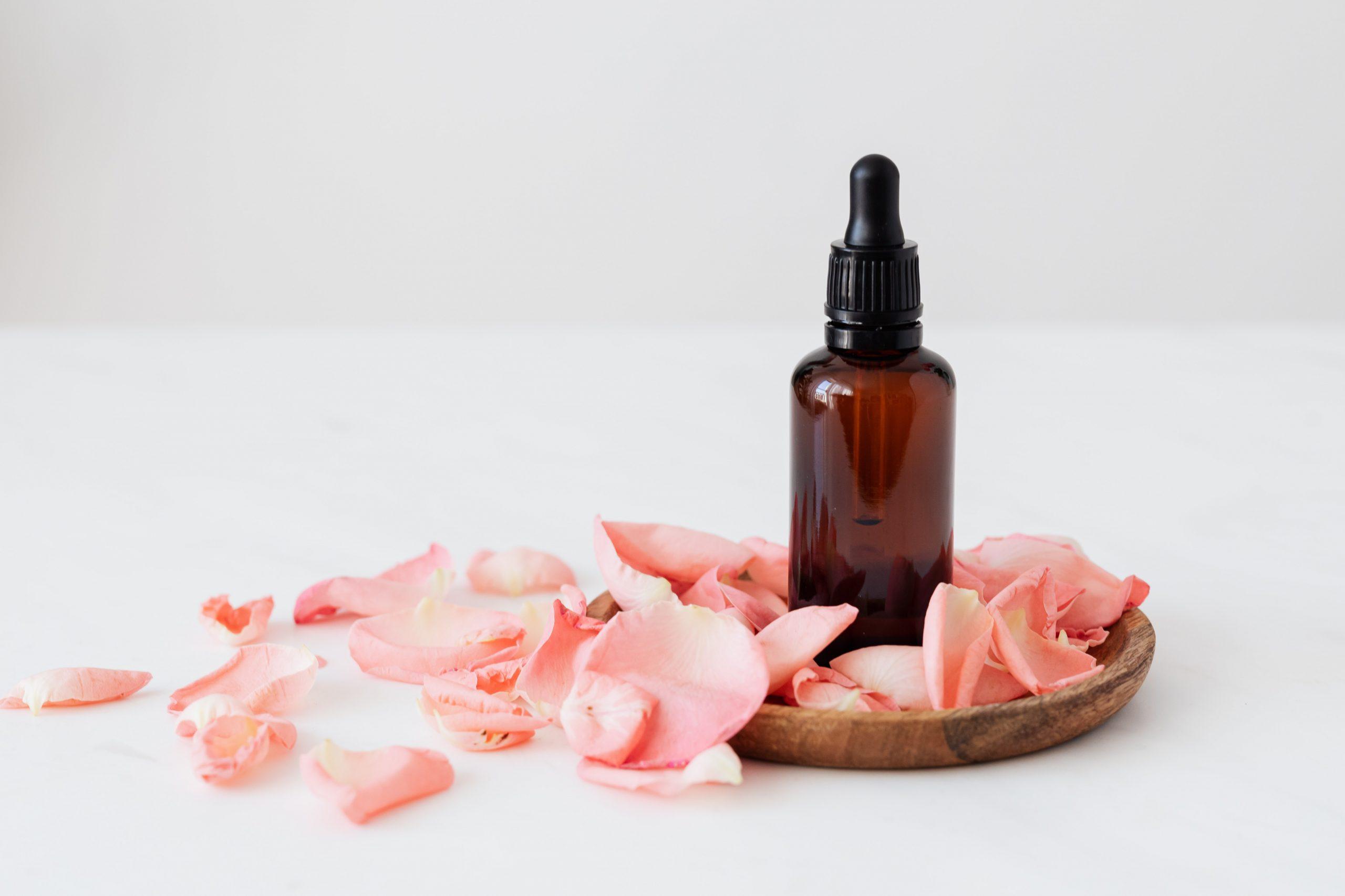 Rose Petal Extracts for Your Face, Body & Hair