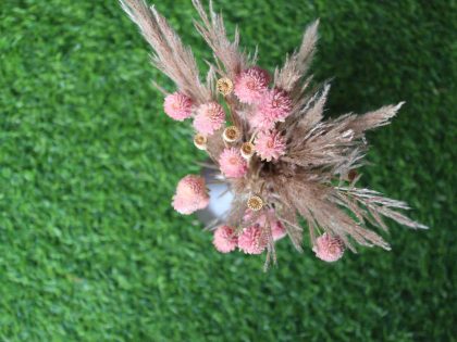 pink-clay-colour-dried-flower-bouquet