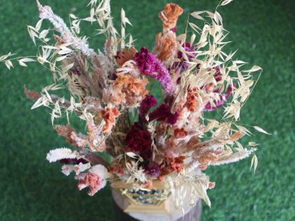 mixed-colour-heavy-punch-dried-flowers-bunch