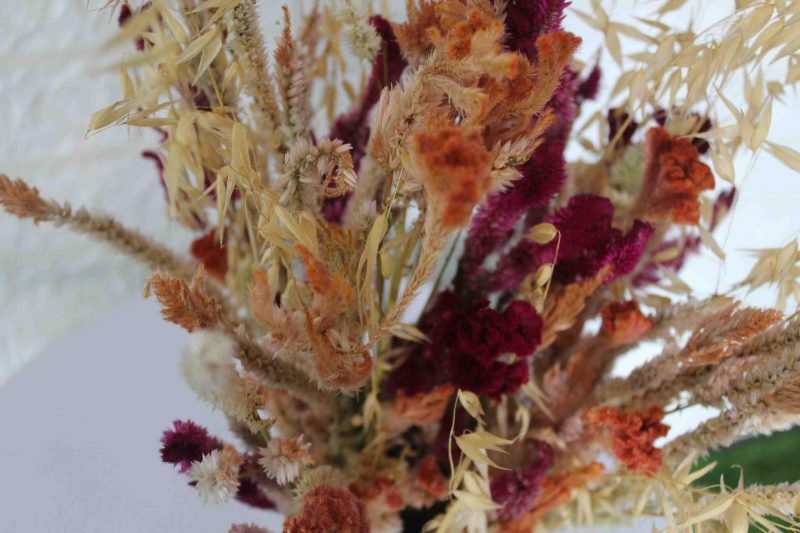 mixed-colour-heavy-punch-dried-flowers-bunch