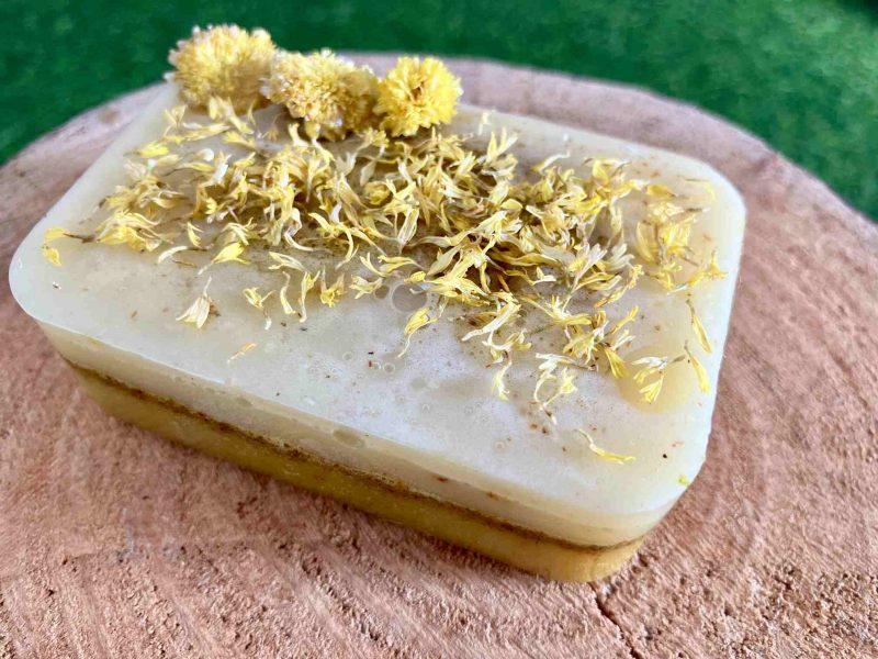 chrysanthemum-shea-butter-organic-soap