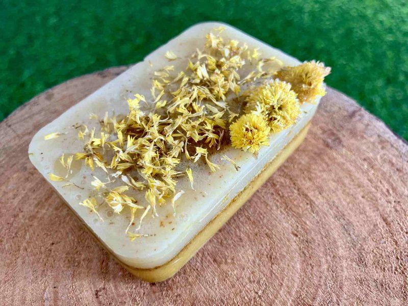 chrysanthemum-shea-butter-organic-soap