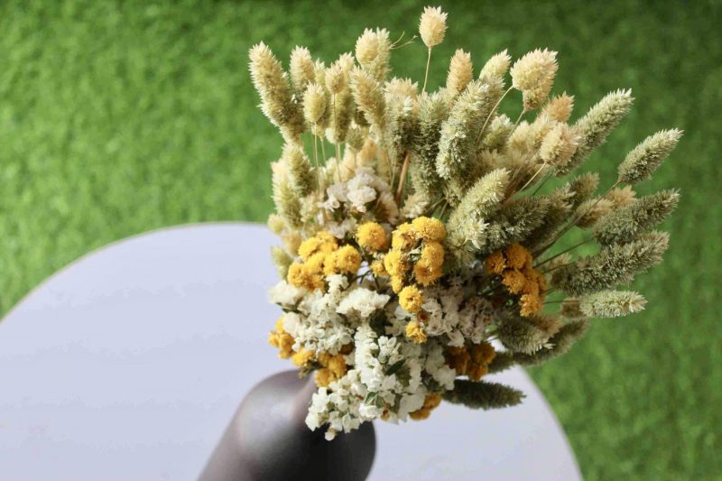 yellow-green-dried-flower-bouquet