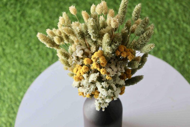 yellow-green-dried-flower-bouquet