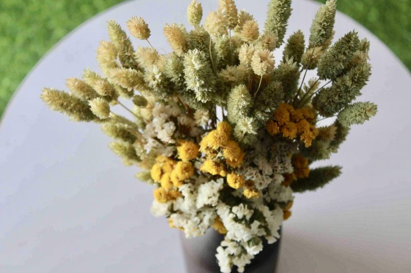 yellow-green-dried-flower-bouquet