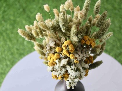 yellow-green-dried-flower-bouquet