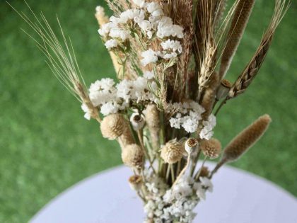 white-vintage-dried-flowers-bouquet