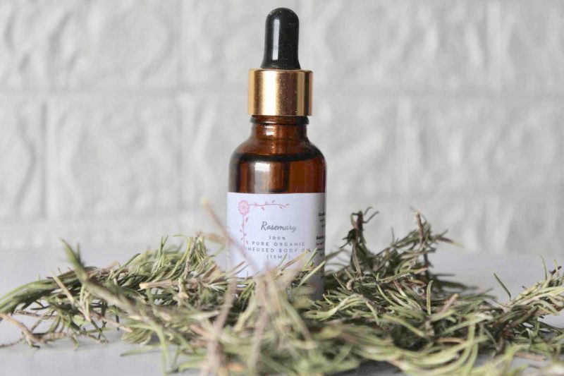 rosemary-infused-oil-organic-body-oil