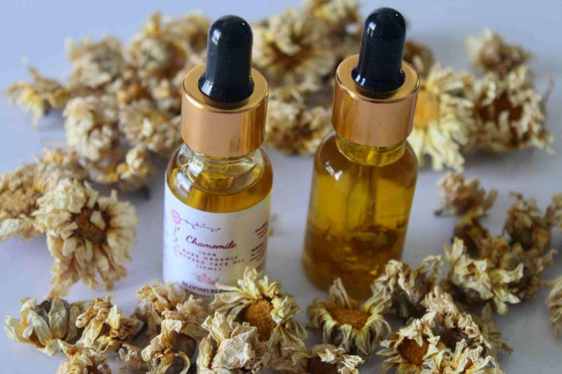 chamomile-infused-oil-organic-face-oil