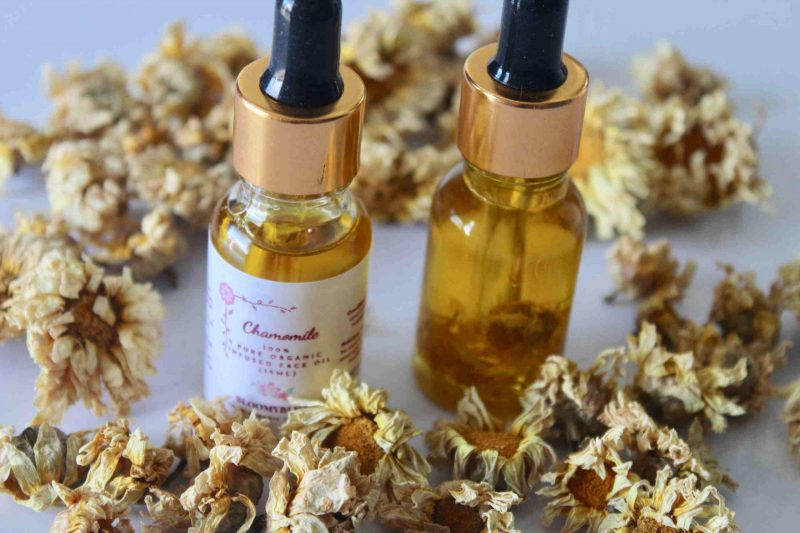 chamomile-infused-oil-organic-face-oil