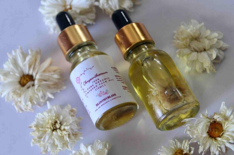 chrysanthemum-infused-oil-organic-face-oil