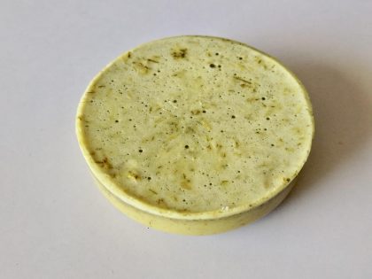 andmade-lemongrass-organic-shampoo-bar