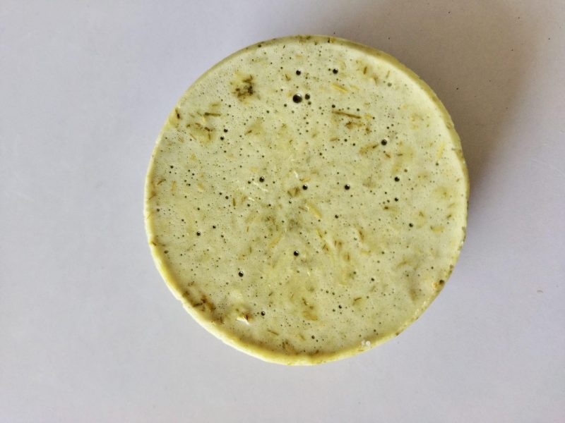 andmade-lemongrass-organic-shampoo-bar