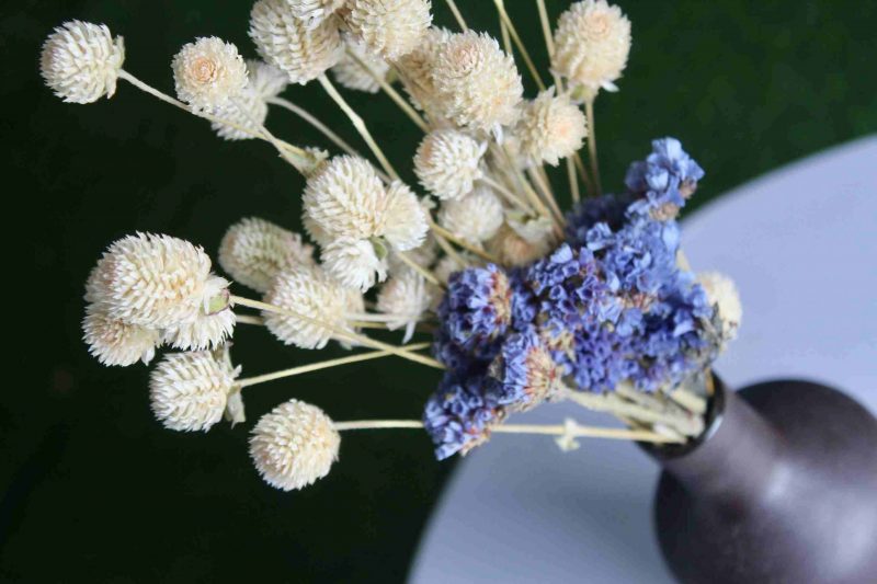 Dried_White_Blue_Flowers_Bunch