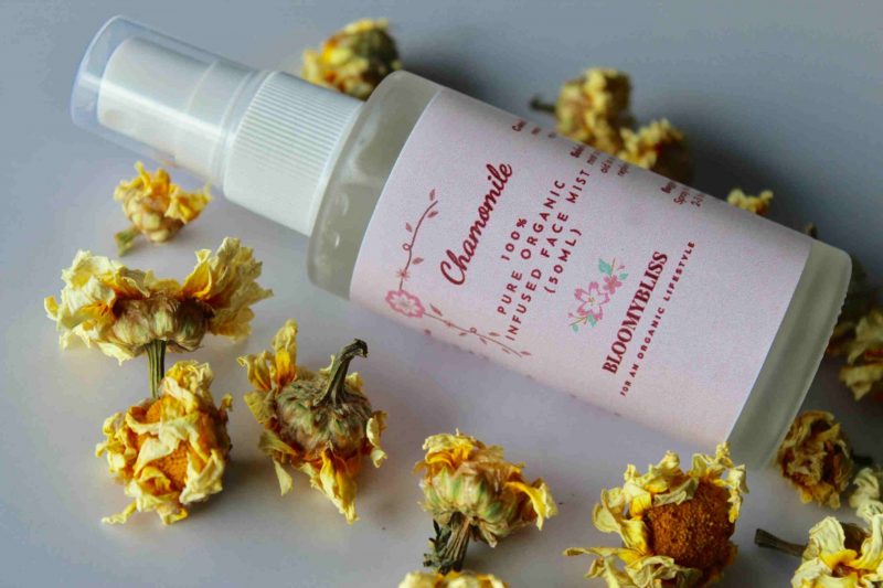 organic-chamomile-face-mist