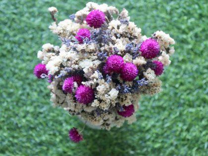 white-purple-lavender-dried-flowers-bouquet