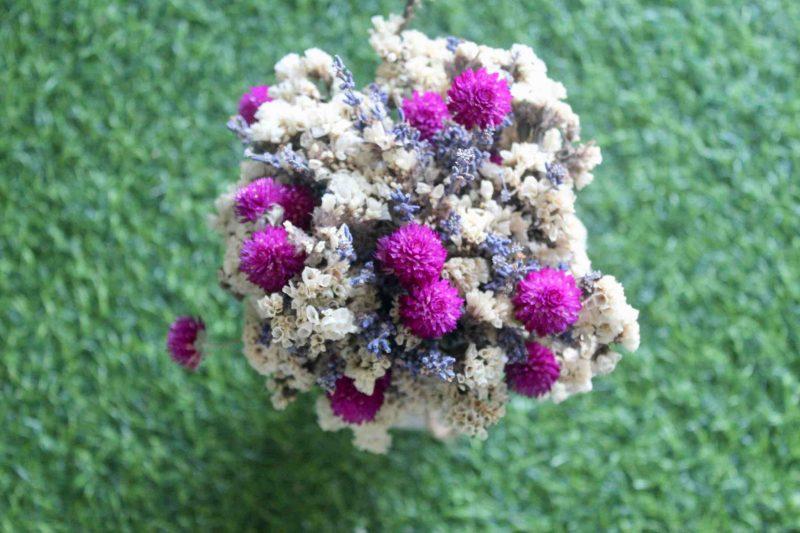 white-purple-lavender-dried-flowers-bouquet