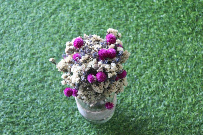 white-purple-lavender-dried-flowers-bouquet