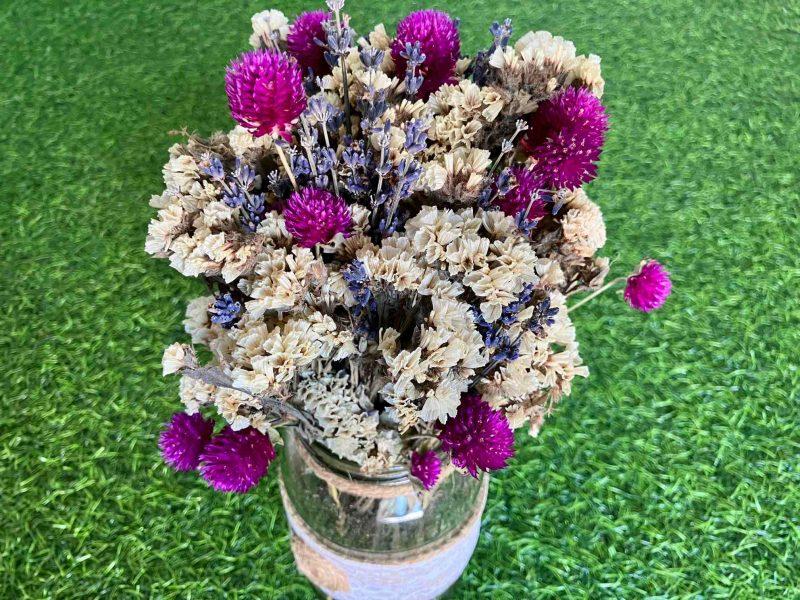 white-purple-lavender-dried-flowers-bouquet