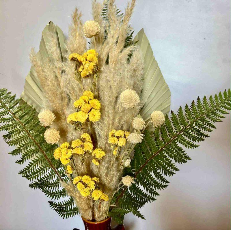 yellow-green-dried-flower-bouquet